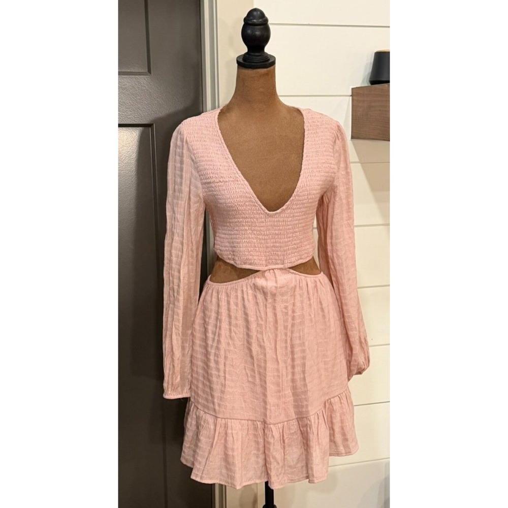 Altar'd State Textured Cutout Ruffle‑Hem Dress Size Medium Excellent Condition